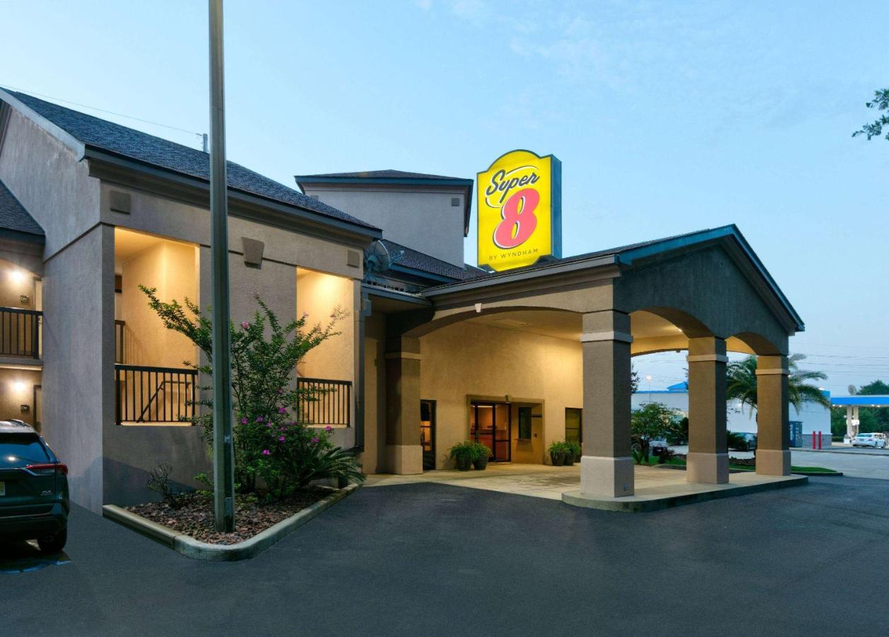 Super 8 By Wyndham Diberville Biloxi Area Exterior foto